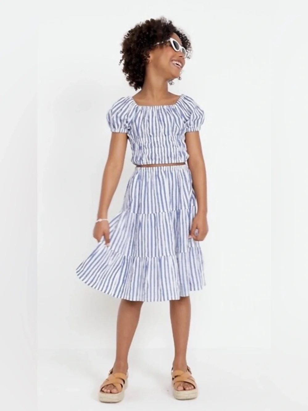 OLD NAVY Striped Two-Piece Set. Size S(6/7).